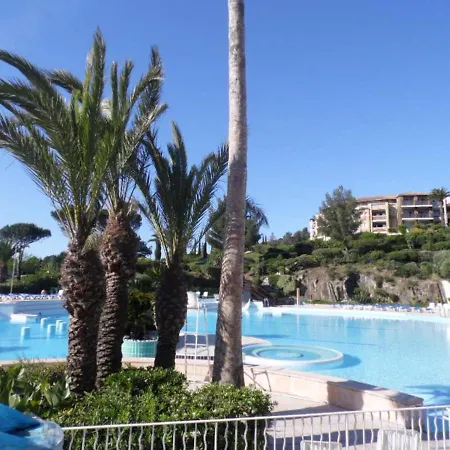 Cozy Apartment In Agay With Stunning Views Saint-Raphaël Exterior foto