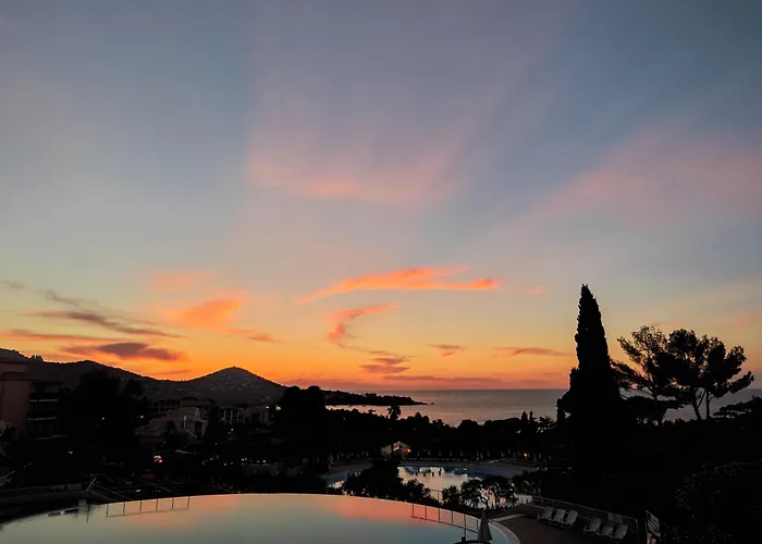 Cozy Apartment In Agay With Stunning Views