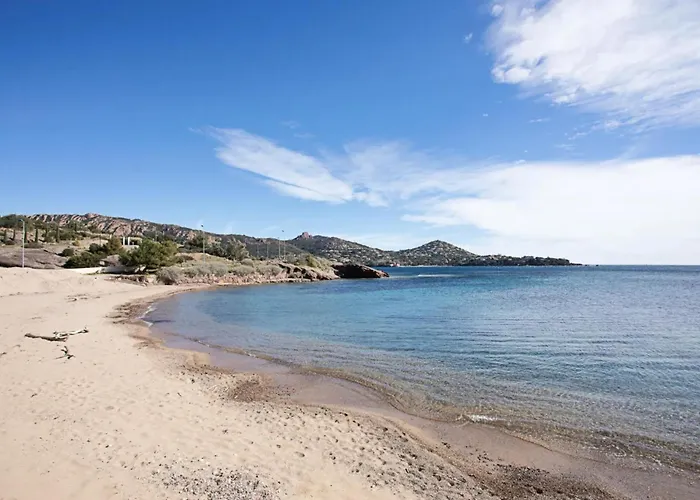 Cozy Apartment In Agay With Stunning Views